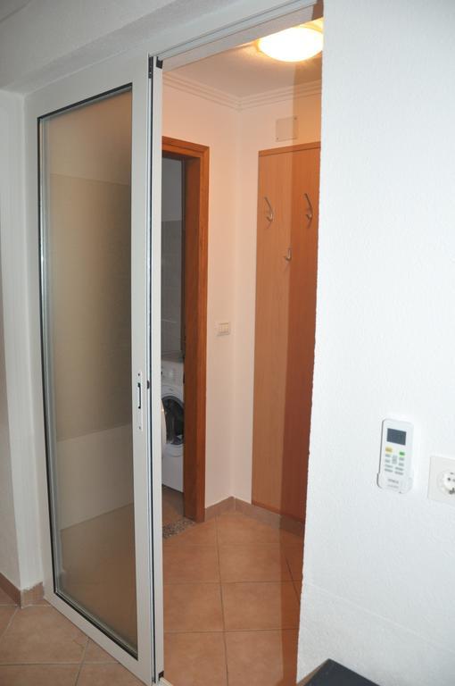 Franko Apartmani Zambratija Kültér fotó