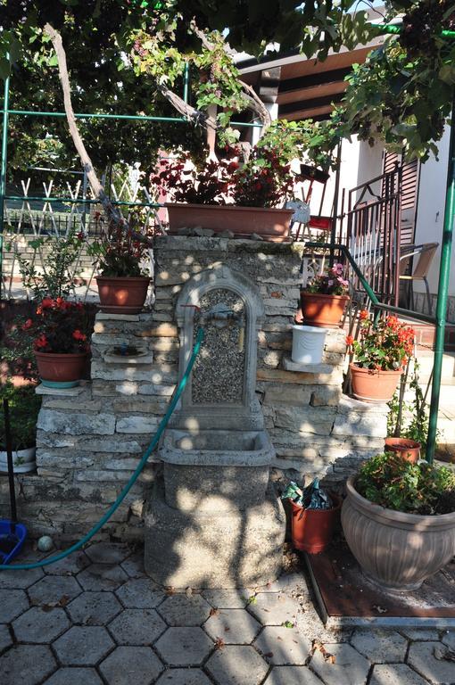 Franko Apartmani Zambratija Kültér fotó